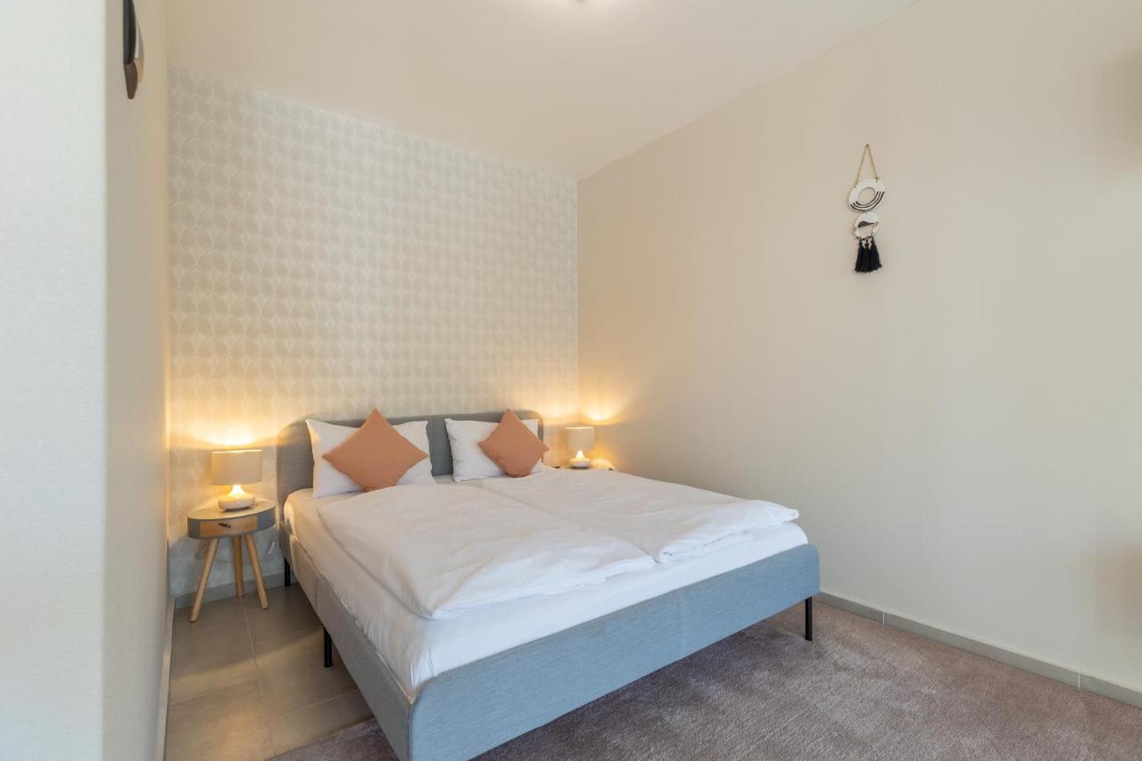 Marinelake Apartman Balatonfoeldvar By Bltn מראה חיצוני תמונה
