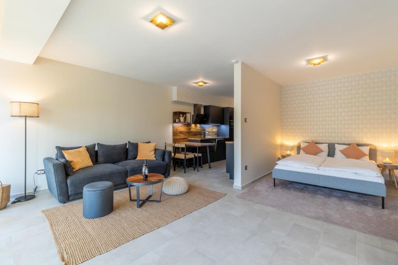 Marinelake Apartman Balatonfoeldvar By Bltn מראה חיצוני תמונה